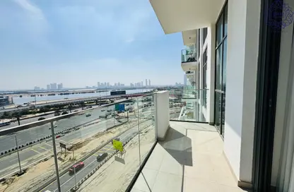 شقة - غرفة نوم - 2 حمامات للايجار في عزيزي فواد ريزيدنس - 2 مدينة دبي الطبية - الجداف - دبي