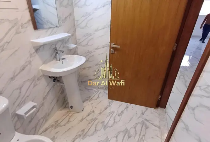 112278076 - Property Image 2