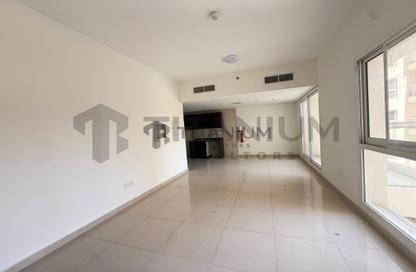 Apartment - Studio - 1 Bathroom for rent in Royal JVC Building - District 10 - Jumeirah Village Circle - Dubai