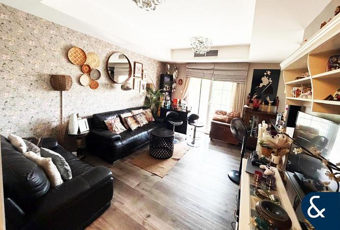 Springs 10 | Private Location | Upgraded 4M — photo 3