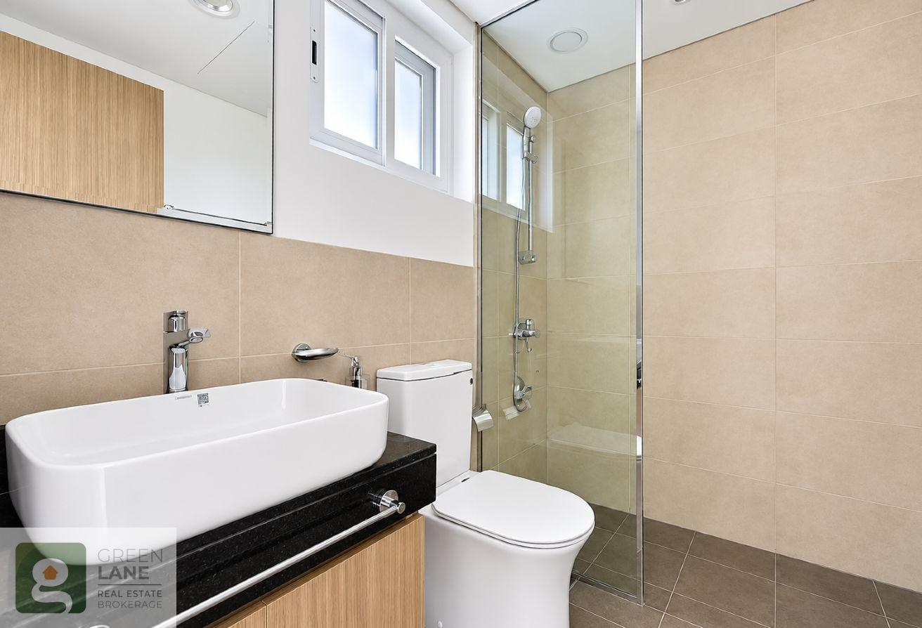 4BR | End Corner | Single Row | Landscaped photo 8