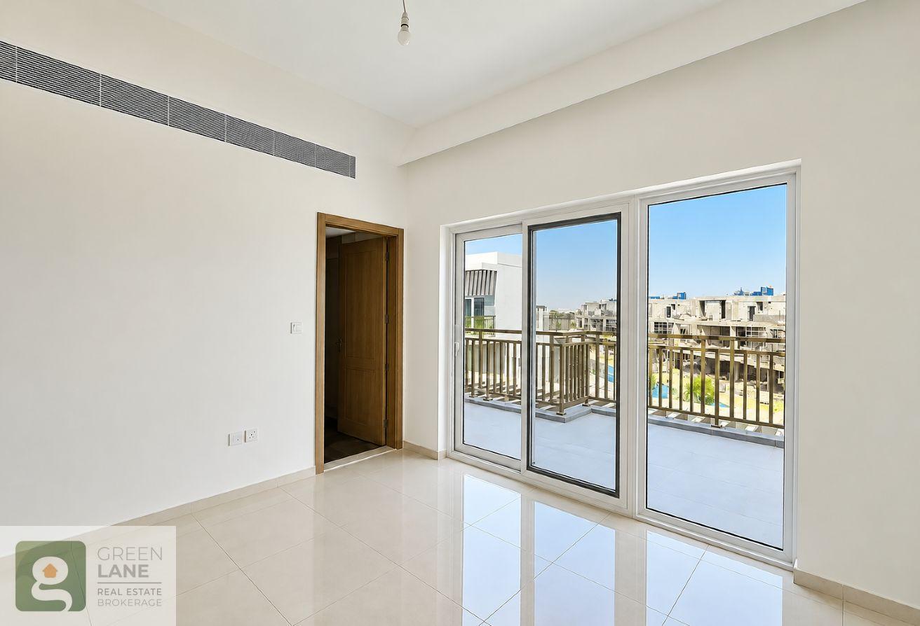 4BR | End Corner | Single Row | Landscaped photo 10