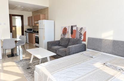 Apartment - Studio - 1 for rent in Palace Tower 2 - Palace Towers - Dubai Silicon Oasis - Dubai