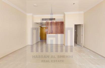 Apartment - Studio - 1 Bathroom for rent in Muwailih Building - Muwaileh - Sharjah Apartment - Studio - 1 Bathroom for rent in Muwailih Building - Muwaileh - Sharjah