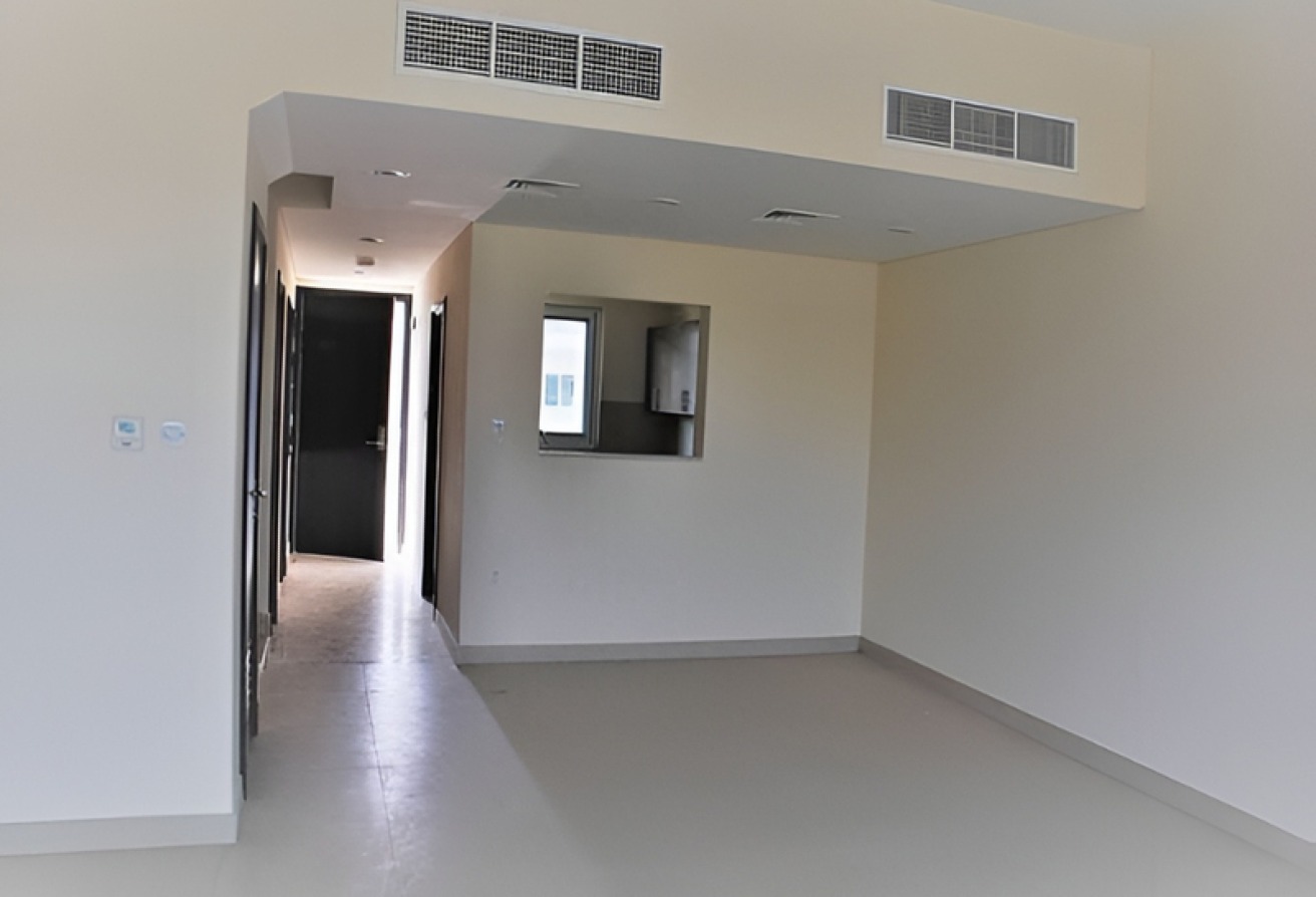 Elegant 3BR + Maid Corner Villa | Warsan Village gallery image