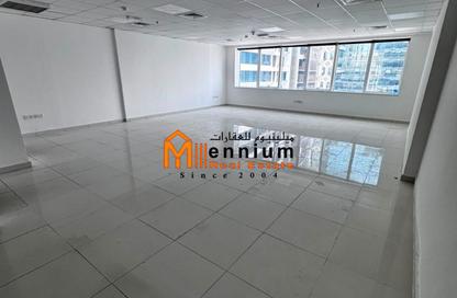 Co-working space - Studio - 1 Bathroom for rent in Riviera Tower - Al Majaz 3 - Al Majaz - Sharjah