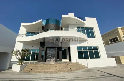 Villa - 5 Bedrooms - 6 Bathrooms for rent in Al Barsha South 1 - Al Barsha South - Al Barsha - Dubai
