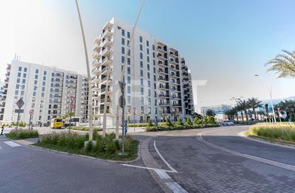 Apartment - 1 Bedroom - 1 Bathroom for sale in Waters Edge - Yas Island - Abu Dhabi Apartment - 1 Bedroom - 1 Bathroom for sale in Waters Edge - Yas Island - Abu Dhabi