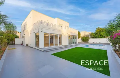 Villa - 4 Bedrooms - 4 Bathrooms for sale in Meadows 9 - Meadows - Dubai