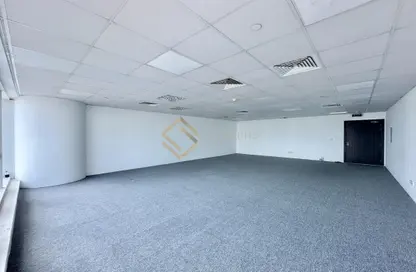 مكتب - استوديو للايجار في برج تشرشل للأعمال - أبراج تشرشل - الخليج التجاري - دبي