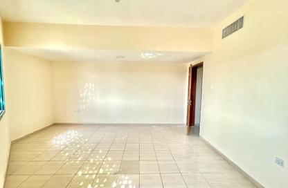 Apartment - 2 Bedrooms - 1 Bathroom for rent in Fire Station Road - Muwaileh - Sharjah