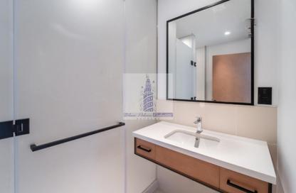 Apartment - 3 Bedrooms - 3 Bathrooms for sale in Vida Residences Dubai Marina - Dubai Marina - Dubai
