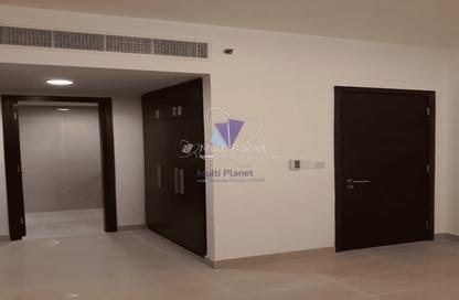 Apartment - 2 Bedrooms - 3 Bathrooms for sale in Marina Square - Al Reem Island - Abu Dhabi Apartment - 2 Bedrooms - 3 Bathrooms for sale in Marina Square - Al Reem Island - Abu Dhabi