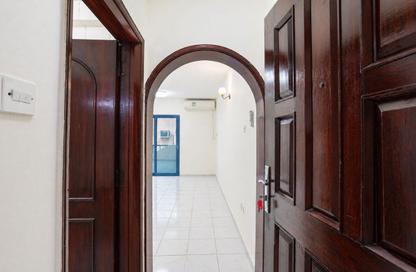 Apartment - Studio - 1 Bathroom for rent in Al Mankhool - Bur Dubai - Dubai