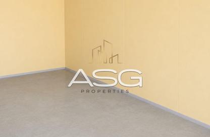Warehouse - Studio - 1 Bathroom for rent in Umm Ramool - Dubai Warehouse - Studio - 1 Bathroom for rent in Umm Ramool - Dubai
