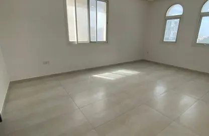 شقة - 3 غرف نوم - 4 حمامات للايجار في 3 المويهات - المويهات - عجمان