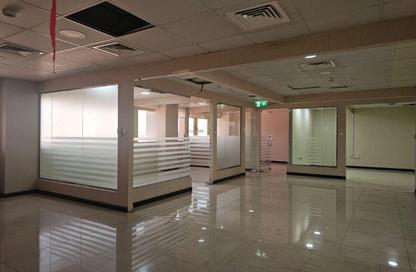 Office Space - 1 Bedroom for rent in Dana Al Garhoud - Al Garhoud - Dubai