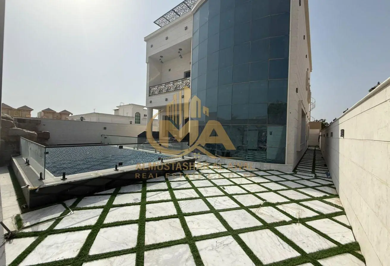 126112105 - Property Main Image