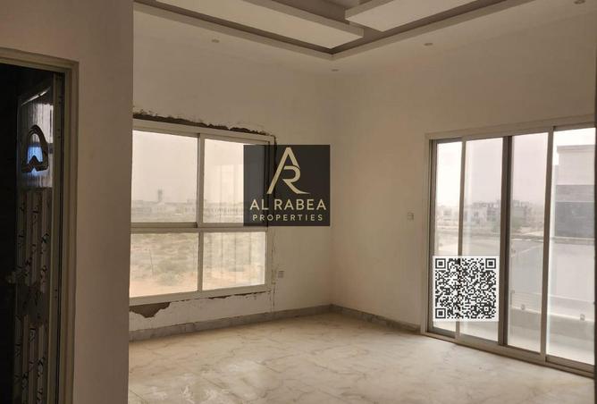 73118055 - Property Image 3