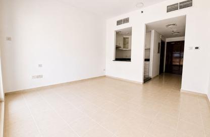 شقة - 1 حمام للايجار في مبنى 19 - زين - ديسكفري جاردنز - دبي