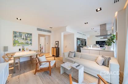 Villa - 2 Bedrooms - 3 Bathrooms for sale in Springs 14 - The Springs - Dubai