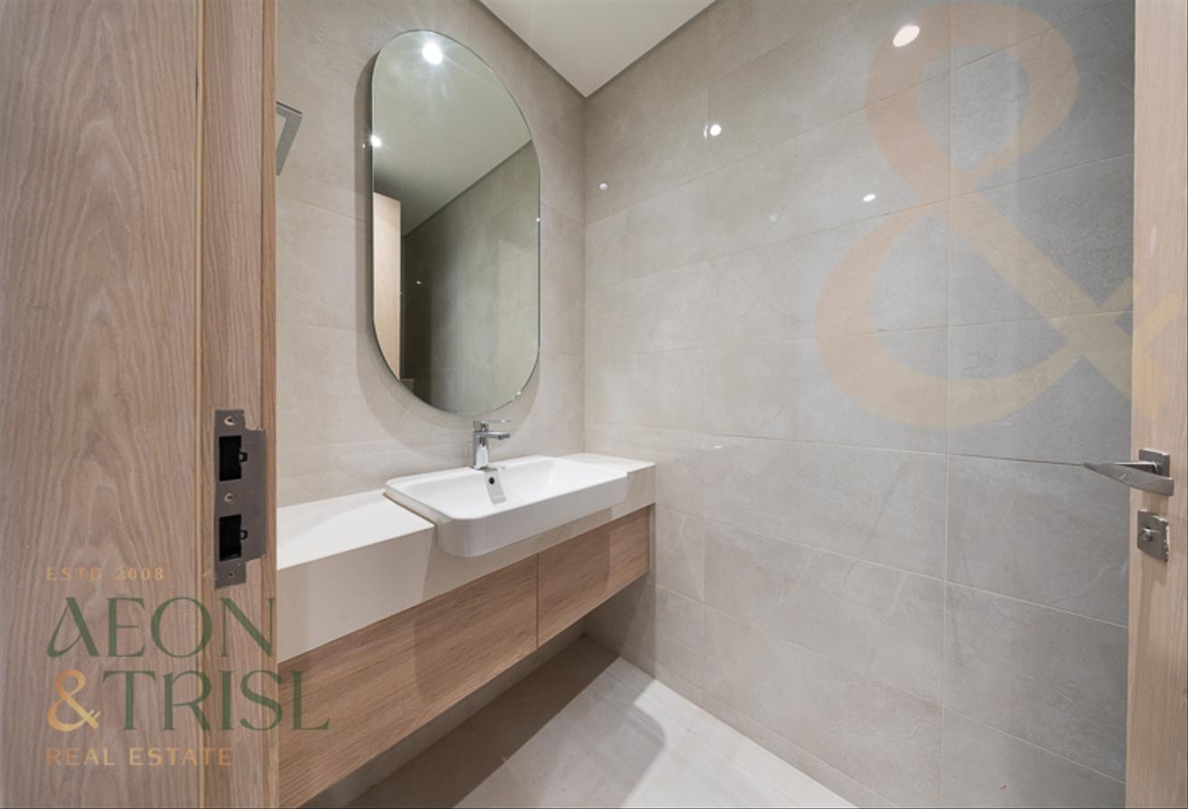 Brand New 4BR Villa | Private Pool | Huge Plot photo 11