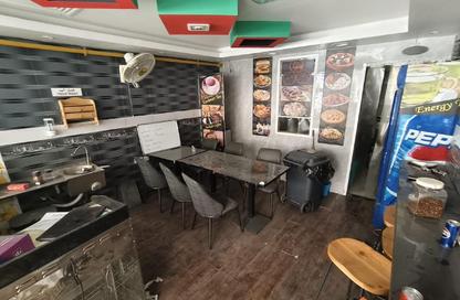 Shop - Studio for rent in Al Majaz 3 - Al Majaz - Sharjah Shop - Studio for rent in Al Majaz 3 - Al Majaz - Sharjah
