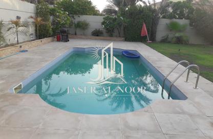 Villa - 4 - 4 for sale in District 3 - Jumeirah Park - Dubai