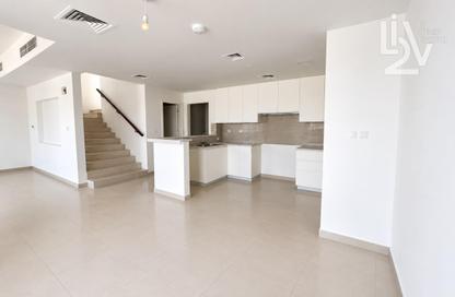 Townhouse - 3 - 4 for rent in Noor Townhouses - Town Square - Dubai