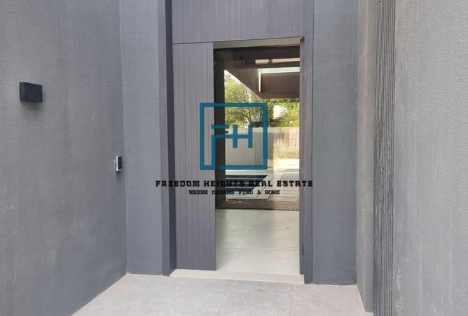 73168561 - صورة العقار 2