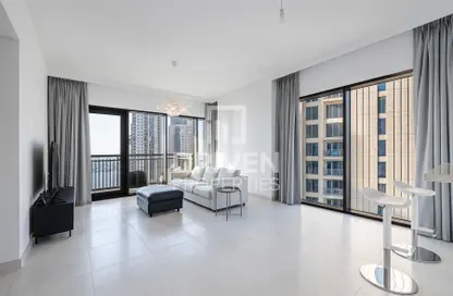 شقة - 3 غرف نوم - 3 حمامات للايجار في A كريك سايد 18 - حدائق الإمارات 1 - مرسى خور دبي - دبي