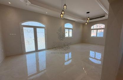 Villa - 4 - 6 for rent in Al Rahmaniya 6 - Al Rahmaniya - Sharjah