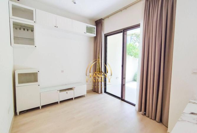 Single Row | Maid Room | Near Park