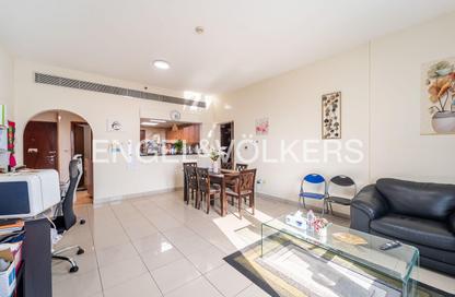 Apartment - 2 Bedrooms - 2 Bathrooms for sale in Golf Tower - Dubai Sports City - Dubai