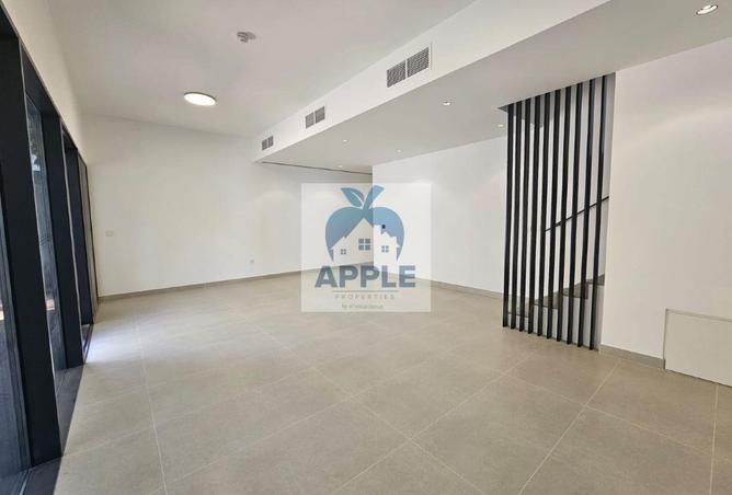 103277600 - Property Main Image