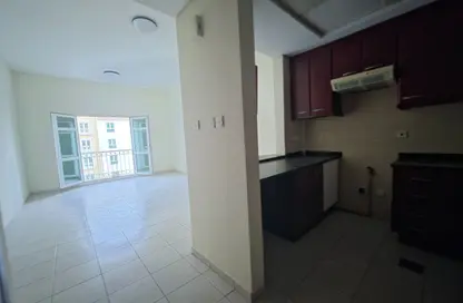 Apartment - 1 Bathroom for rent in Building 67 - Mediterranean Cluster - Discovery Gardens - Dubai