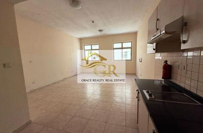 Apartment - Studio - 1 Bathroom for rent in Mankhool Building - Al Mankhool - Bur Dubai - Dubai