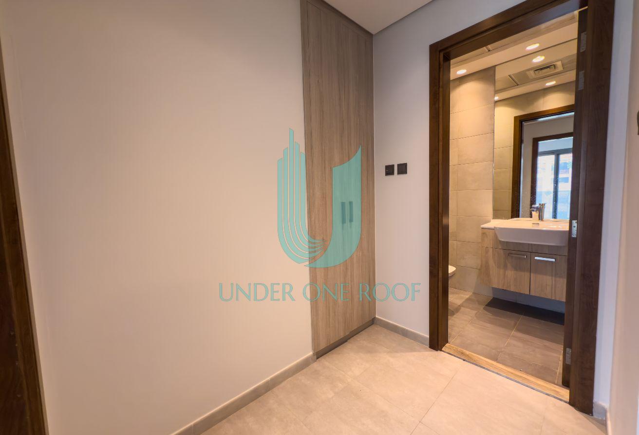 Affordable 1BR l Ready to Move l 4 Cheques photo 18