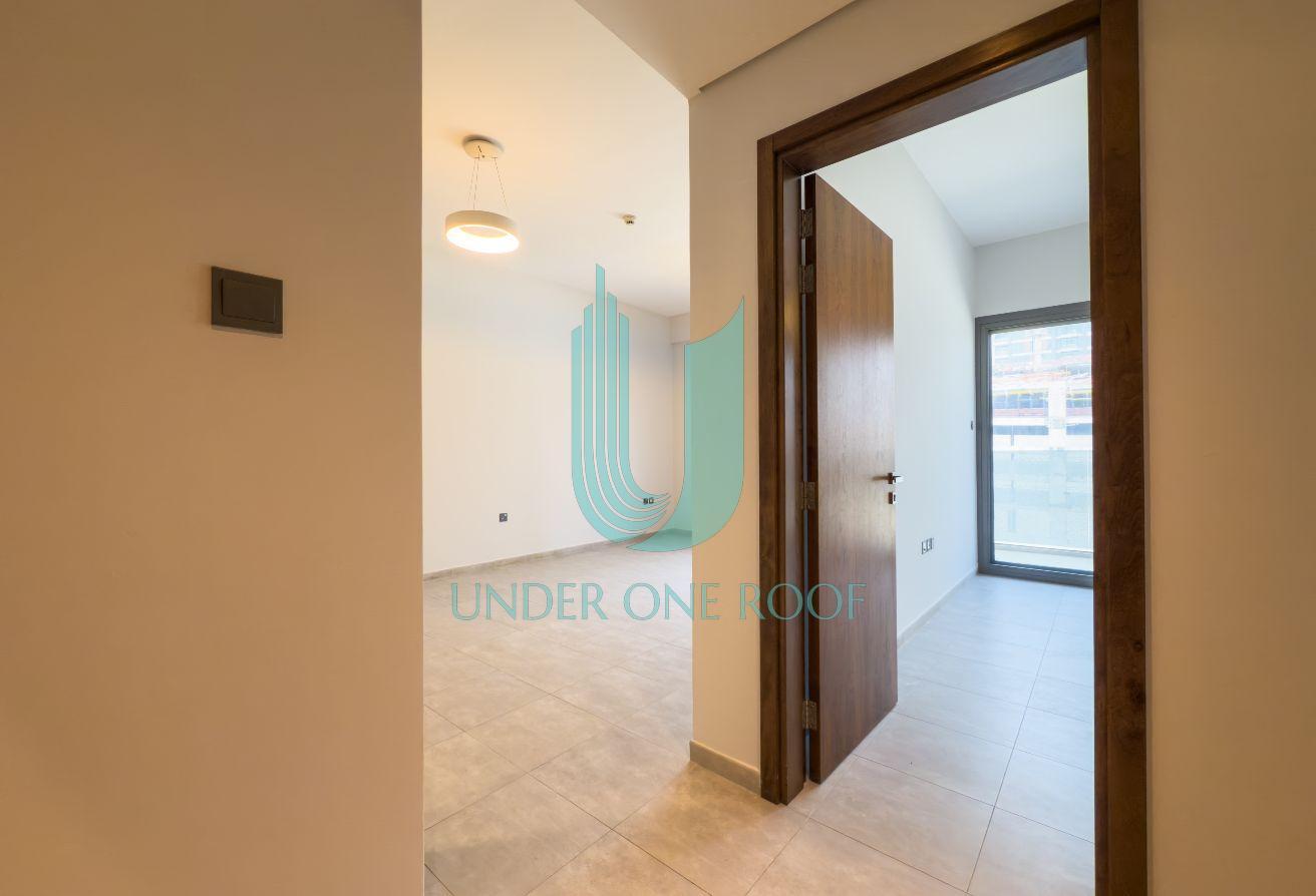 Affordable 1BR l Ready to Move l 4 Cheques photo 8