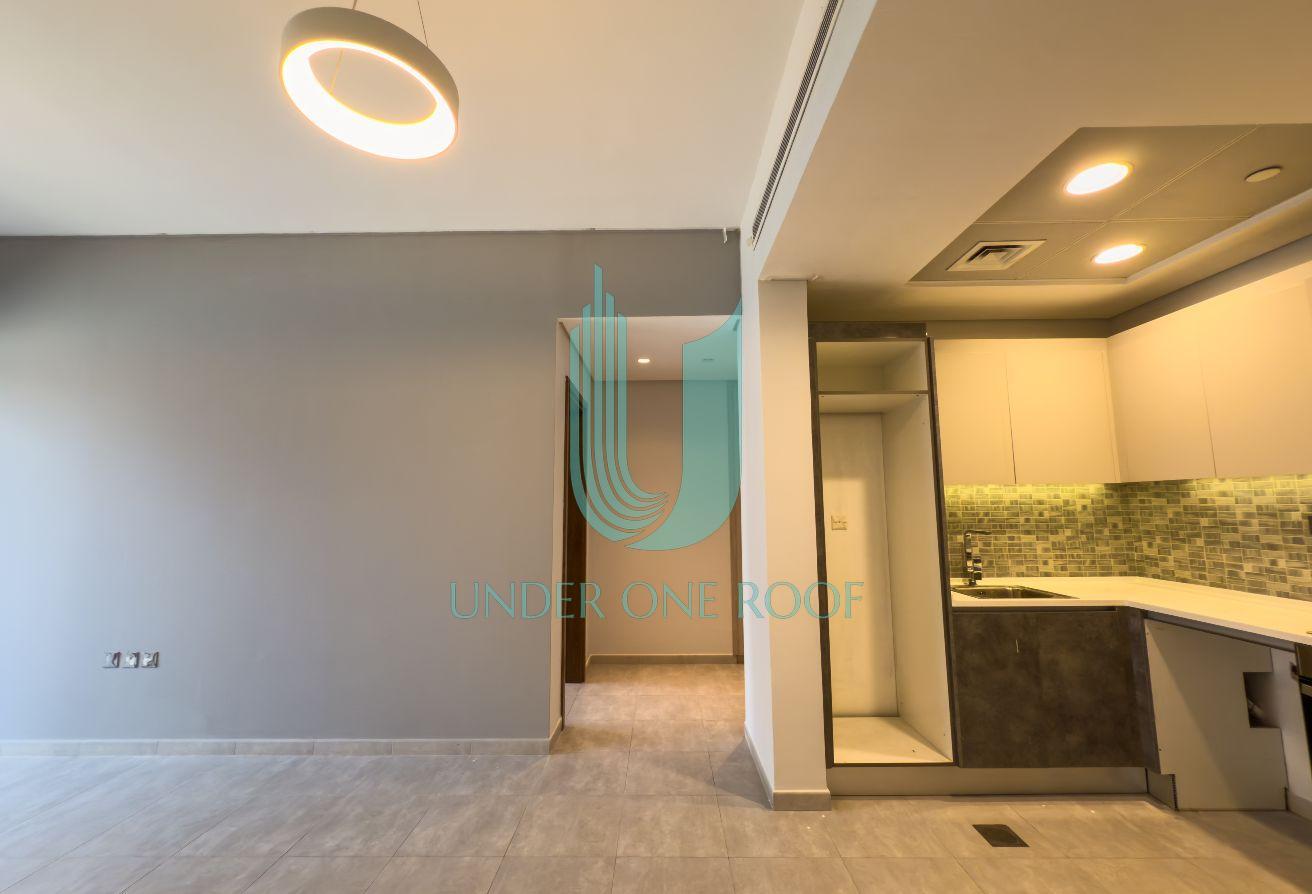 Affordable 1BR l Ready to Move l 4 Cheques photo 5