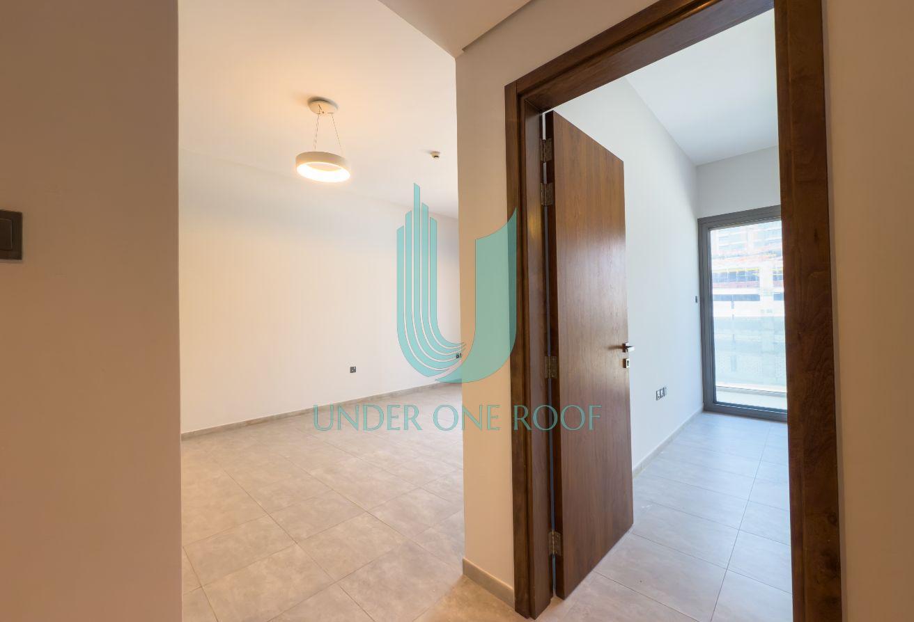 Affordable 1BR l Ready to Move l 4 Cheques photo 9