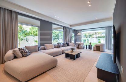 Villa - 4 Bedrooms - 5 Bathrooms for sale in Meadows 5 - Meadows - Dubai