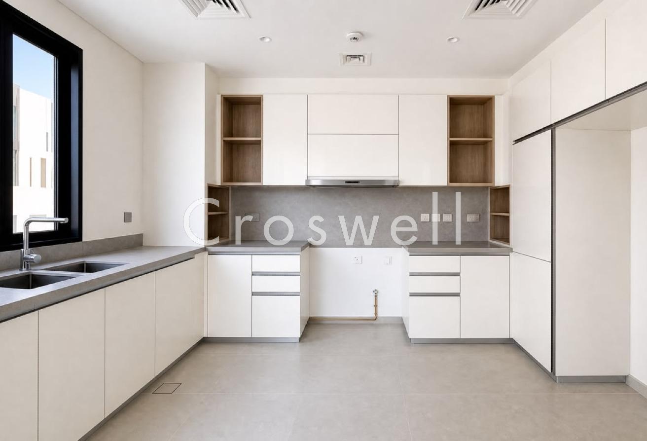 4BR Type H1 Villa | Private Pool | Vacant photo 6