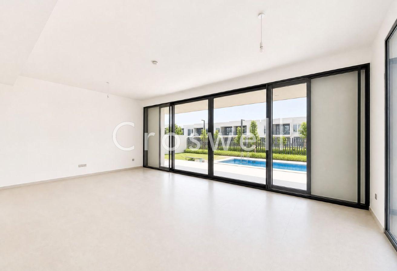 4BR Type H1 Villa | Private Pool | Vacant photo 5