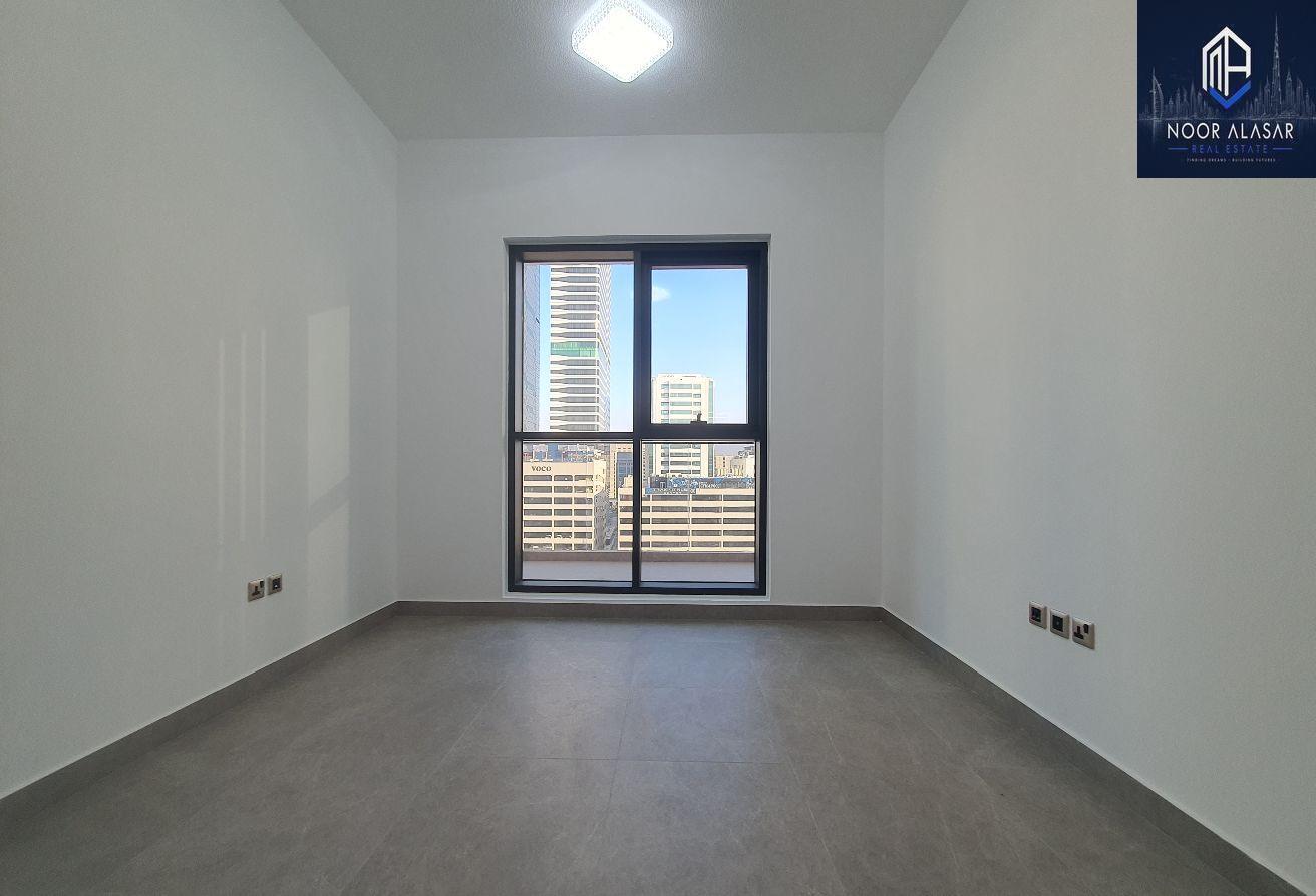 2 BR Apartment in Al Satwa with Landmark View photo 9