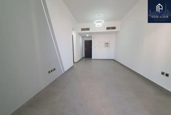 120656227 - Property Image 2