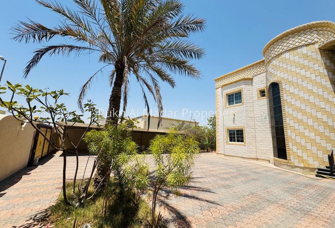 Huge plot and Built Up area with garden photo 8