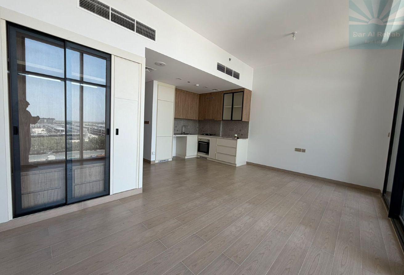 Brand new | Ready to move | Spacious and Stylish photo 6
