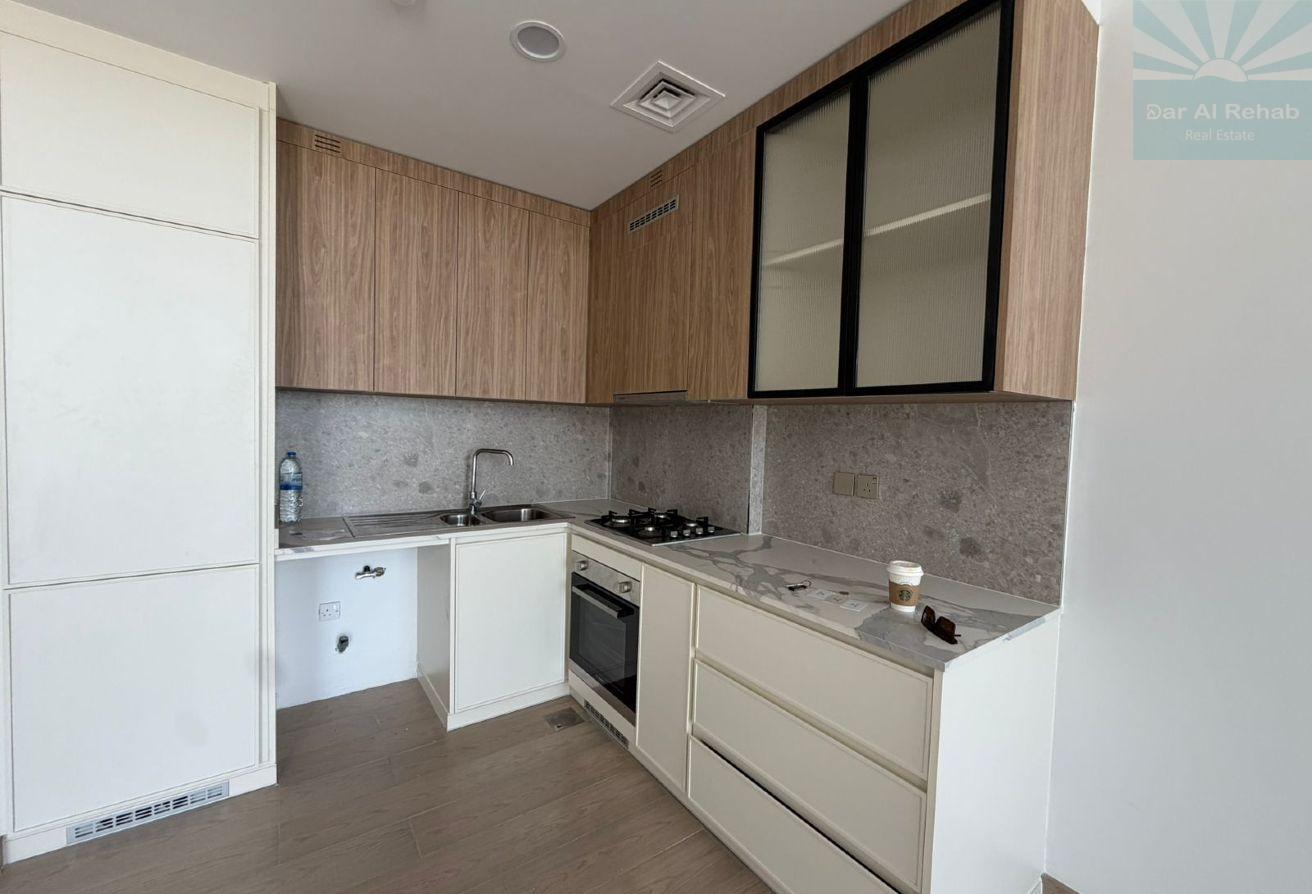 Brand new | Ready to move | Spacious and Stylish photo 3