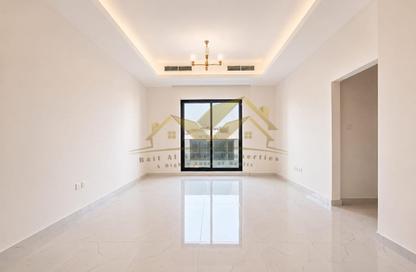 Apartment - 1 Bedroom - 2 Bathrooms for rent in Jumeirah Garden City - Al Satwa - Dubai